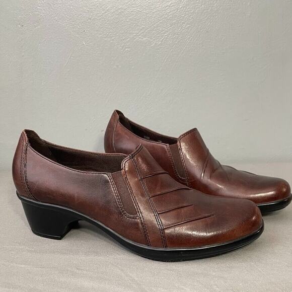 Clarks Partridge Loafers Size 8.5 Brown Leather Slip On Low Heel Boho Artsy Shoe - Picture 2 of 12